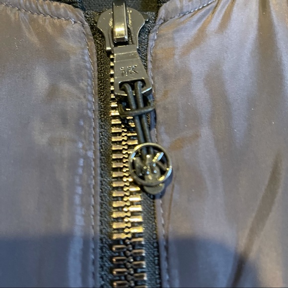 MICHAEL MICHAEL KORS Women’s bomber jacket M nwt. - Picture 5 of 11